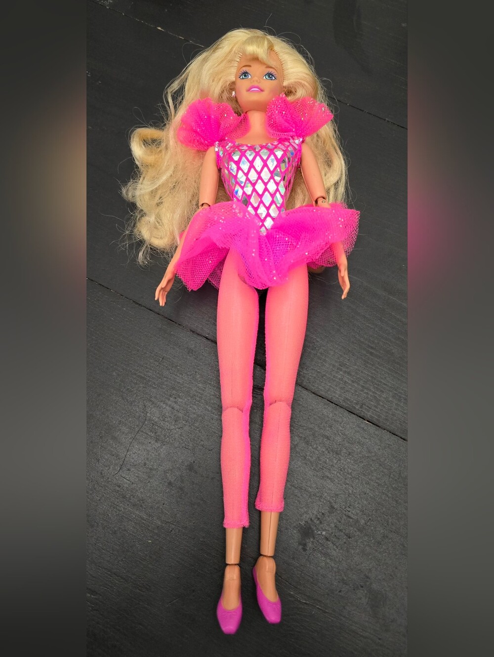 Mattel 1993 Twirling Ballerina Barbie Doll Articulating Outfit With Headband